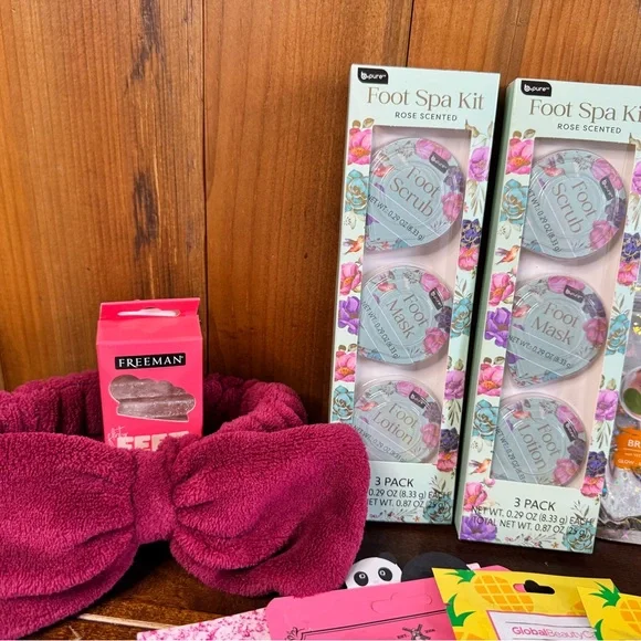 Assorted Skincare and Spa Kit with Spa Headband - Picture 2 of 5